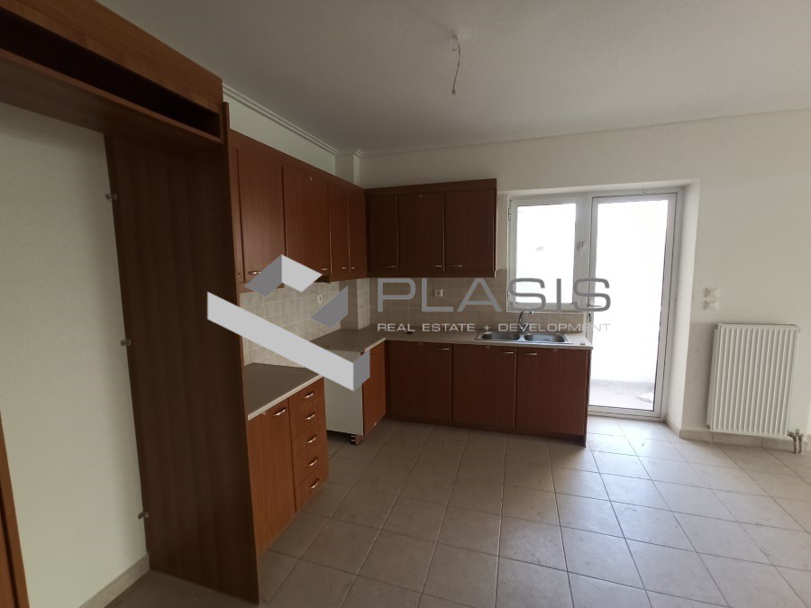 Επιχειρηματικό κτίριο 1.680 τ.μ. προς πώληση, Κάτω Πατήσια