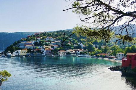 Ξενοδοχείο 600τ.μ. για πώληση-Κεφαλονιά