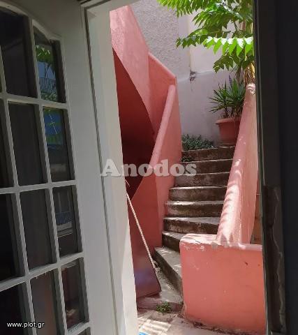 Επιχειρηματικό κτίριο 180 τ.μ. προς πώληση, Πανόρμου