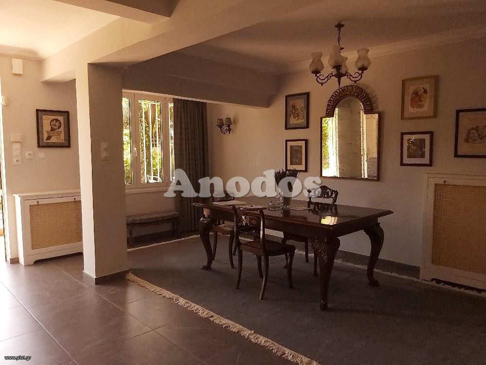 Μονοκατοικία 293 τ.μ. πρός ενοικίαση, Αθήνα - Βόρεια Προάστια, Κηφισιά