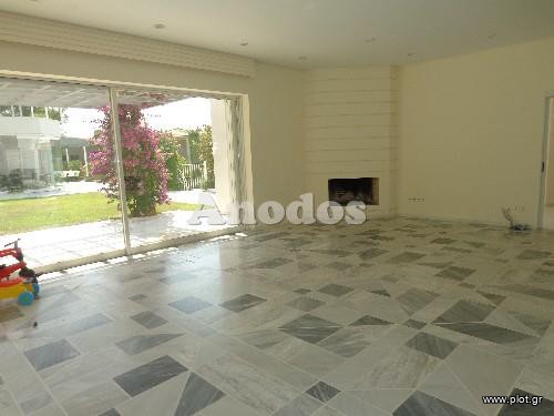 Μεζονέτα 450 τ.μ. πρός ενοικίαση, Αθήνα - Βόρεια Προάστια, Κηφισιά