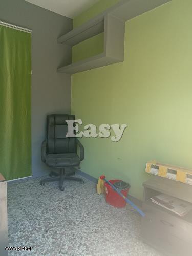 Κατάστημα 10 τ.μ. προς πώληση, Μετς