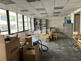 Γραφείο 300 τ.μ. για πώληση, Πειραιάς, Λιμάνι-thumb-1