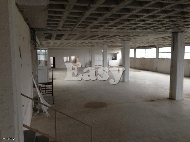 Βιομηχανικός χώρος 4.000 τ.μ. πρός πώληση, Αιτωλοακαρνανία, Αντίρριο