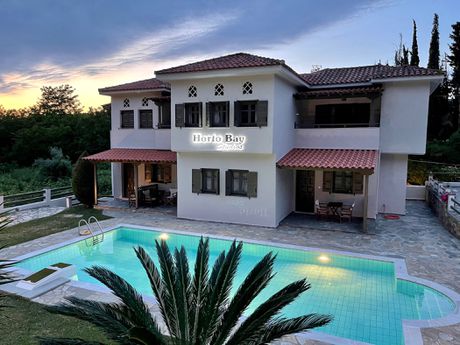 Hotel 200 sqm for sale