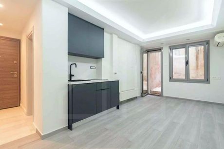 Office 25sqm for rent-Exarchia - Neapoli » Exarcheia