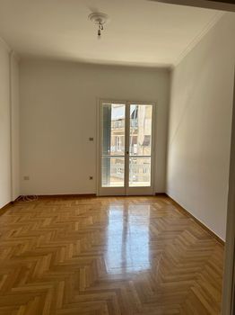 Apartment 72sqm for sale-Attiki » Platia Attikis