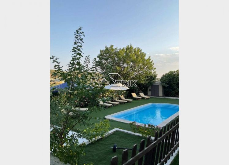Συγκρότημα διαμερισμάτων 450 τ.μ. πρός πώληση, Χαλκιδική, Ορμύλια