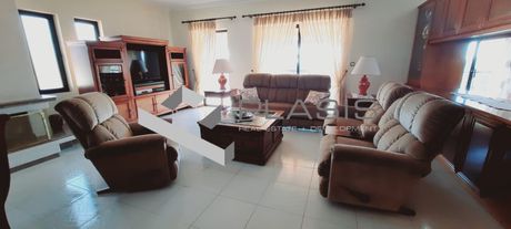 Διαμέρισμα 127τ.μ. για ενοικίαση-Γλυφάδα