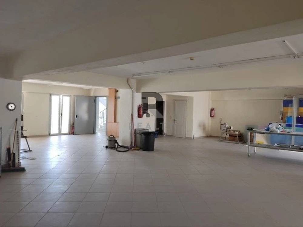 Επιχειρηματικό κτίριο 1.160 τ.μ. πρός πώληση, Αττική - Υπόλοιπο, Άνω Λιόσια