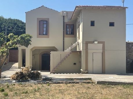 Μονοκατοικία 230 τ.μ. για πώληση