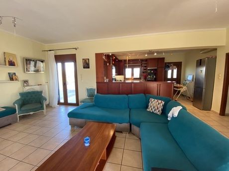 Building 380 sqm for sale