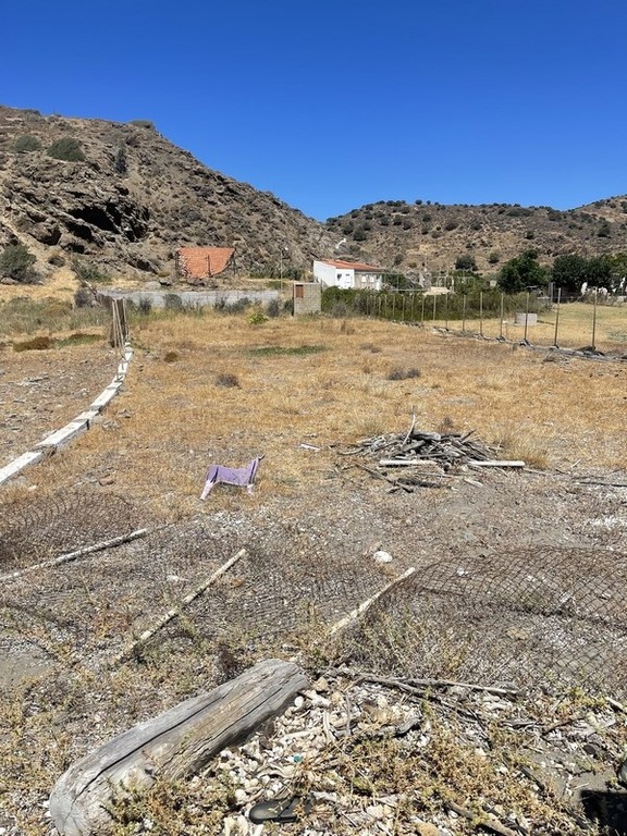 Αγροτεμάχια 1.650 τ.μ. πρός πώληση, Ν. Χίου, Χίος