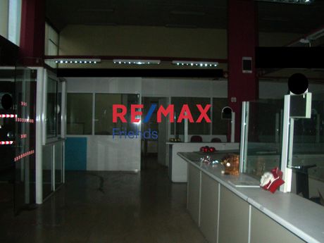 Επιχειρηματικό κτίριο 3.560 τ.μ. για ενοικίαση