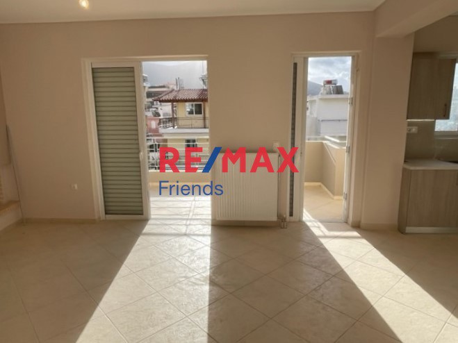 Κτίριο 210 τ.μ. πρός πώληση, Αθήνα - Νότια Προάστια, Γλυφάδα