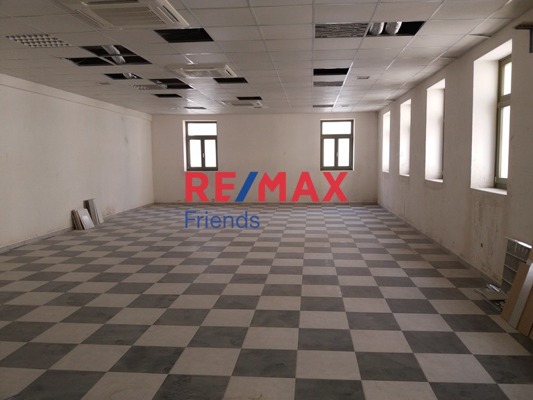 Επιχειρηματικό κτίριο 370 τ.μ. πρός ενοικίαση, Πειραιάς, Λιμάνι
