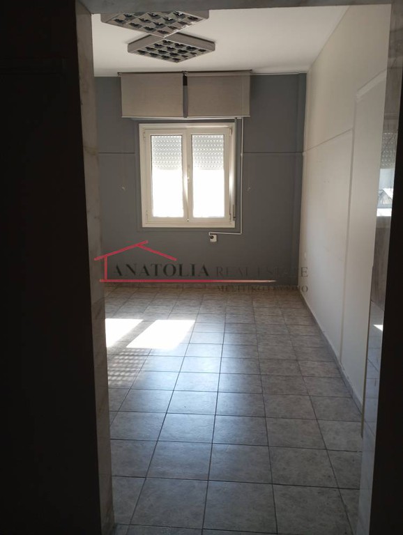 Γραφείο 25 τ.μ. πρός ενοικίαση, Θεσσαλονίκη - Κέντρο, Λαδάδικα