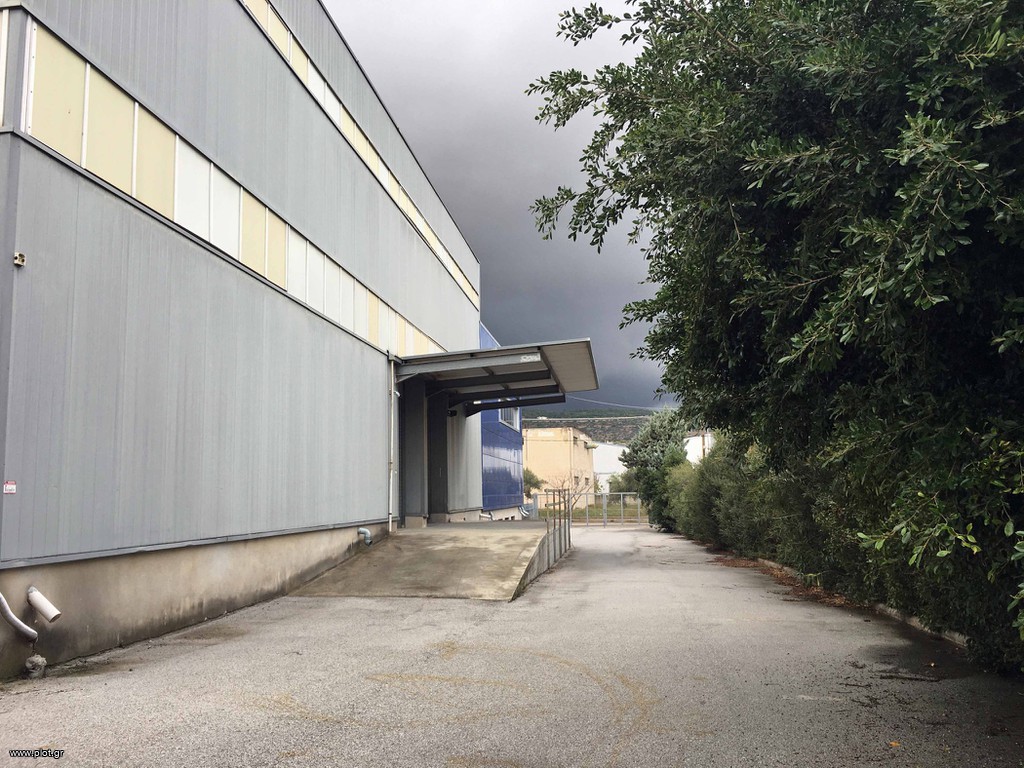 Βιομηχανικός χώρος 6.100 τ.μ. πρός πώληση, Αθήνα - Ανατολικά Προάστια, Κορωπί
