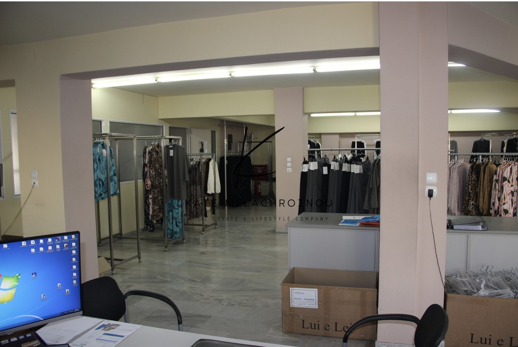 Επιχειρηματικό κτίριο 1.070 τ.μ. πρός πώληση, Αθήνα - Δυτικά Προάστια, Περιστέρι
