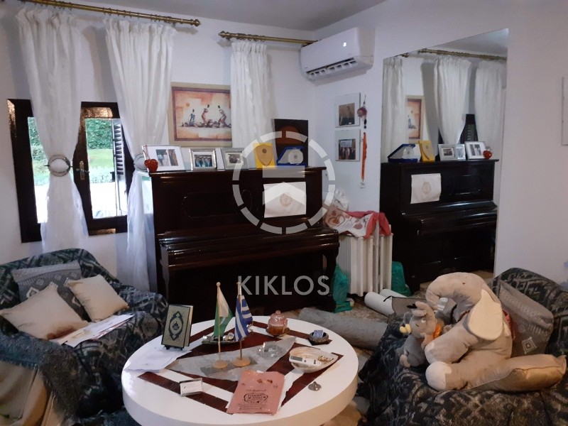 Μονοκατοικία 220 τ.μ. πρός ενοικίαση, Αθήνα - Βόρεια Προάστια, Δροσιά