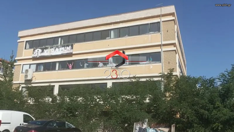 Επαγγελματικό 1.600 τ.μ. προς ενοικίαση, Κωνσταντινοπολίτικα