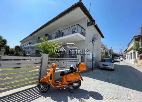 Συγκρότημα διαμερισμάτων 180 τ.μ. για πώληση