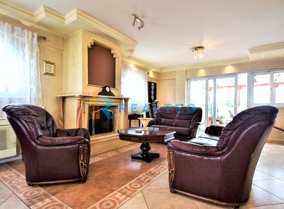 Maisonette 410 sqm for rent, Athens - South, Glyfada