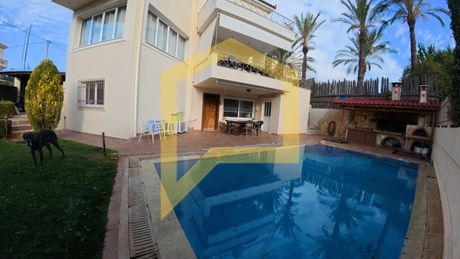 Detached home 267 sqm for sale