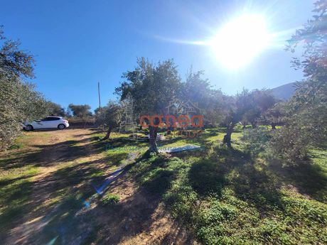 Land plot 4.040sqm for sale-Therisos » Varipetro