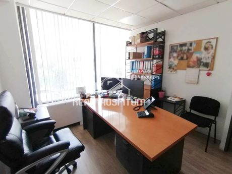 Business bulding 300sqm for rent-Kalithea » Lofos Sikelias