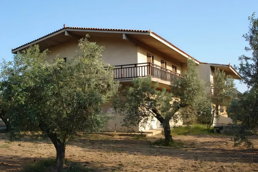 Βίλλα 400 τ.μ. πρός πώληση, Κορινθία, Λουτράκι-Περαχώρα
