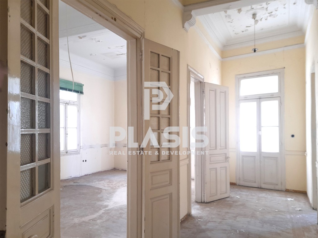 Ξενοδοχείο 1.000 τ.μ. προς ενοικίαση, Πλατεία Βάθης