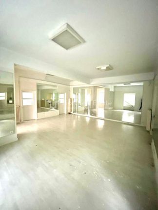 Office 200 sqm for rent, Athens - North, Marousi