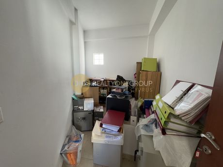 Office 430sqm for rent-Markopoulo » Agia Triada