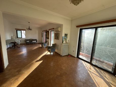 Apartment 164sqm for sale-Glika Nera » Centre
