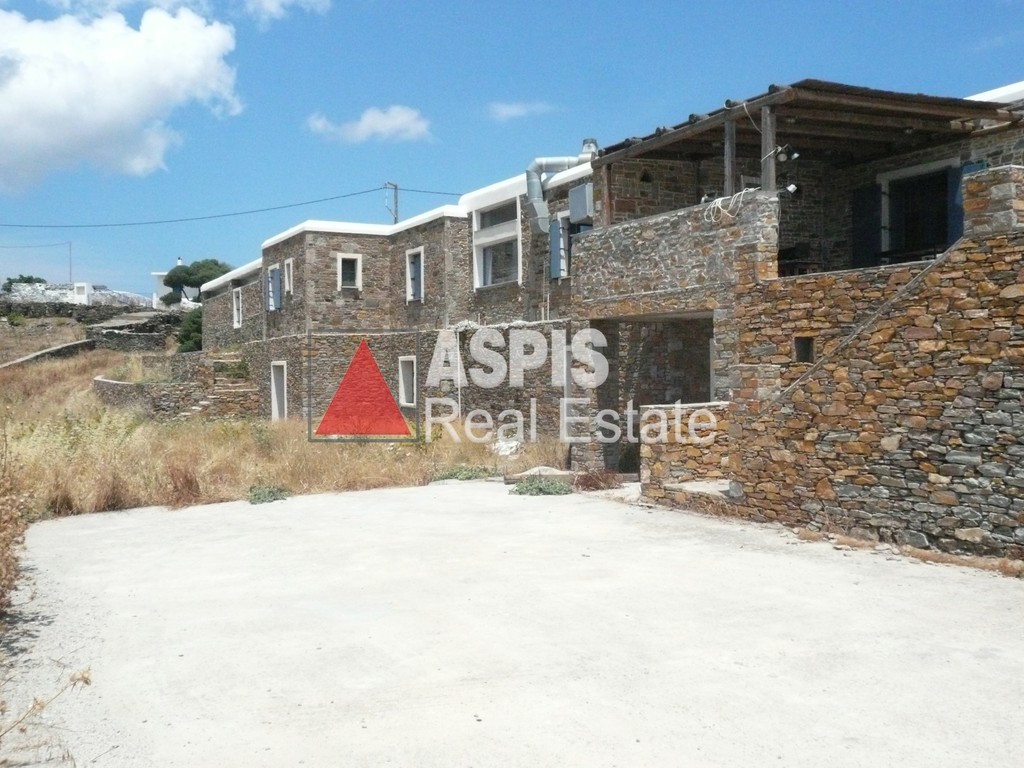Κατάστημα 500 τ.μ. για πώληση, Κυκλάδες, Κύθνος