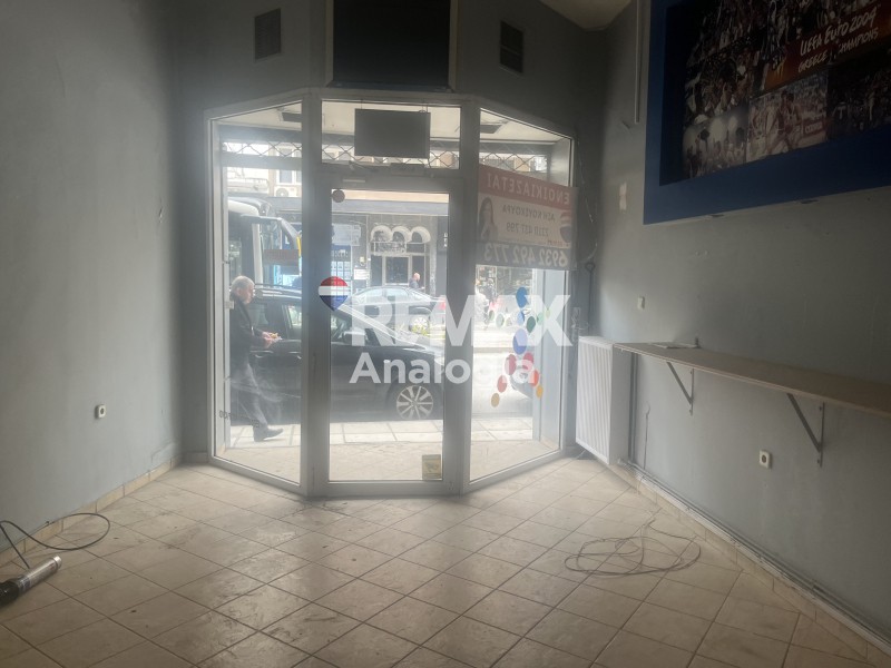 Κατάστημα 90 τ.μ. προς ενοικίαση, Χαριλάου