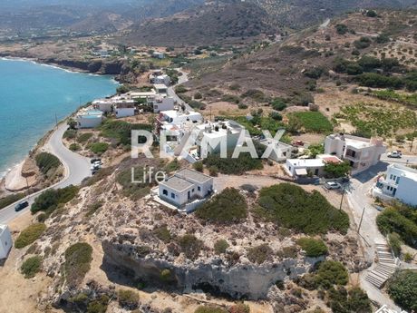 Land plot 2.135 sqm for sale