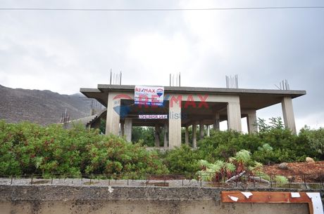 Building 573sqm for sale-Akrotiri