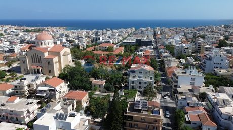 Κτίριο 293 τ.μ. για πώληση