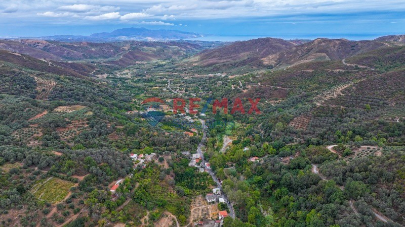 Οικόπεδο 1.367 τ.μ. πρός πώληση, Ν. Χανίων, Πλατανιάς