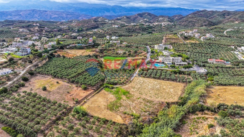 Οικόπεδο 2.288 τ.μ. προς πώληση, Αγία Μαρίνα Νέας Κυδωνίας
