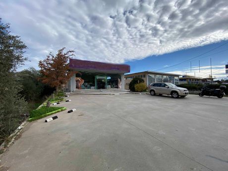 Επιχειρηματικό κτίριο 550τ.μ. για ενοικίαση-Παιανία » Τρίγωνο λαγού