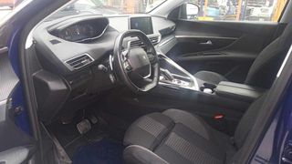 Peugeot 3008 2020-thumb-1