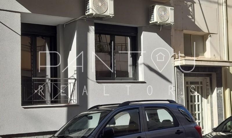 Διαμέρισμα 105 τ.μ. για πώληση, Πειραιάς, Καστέλλα