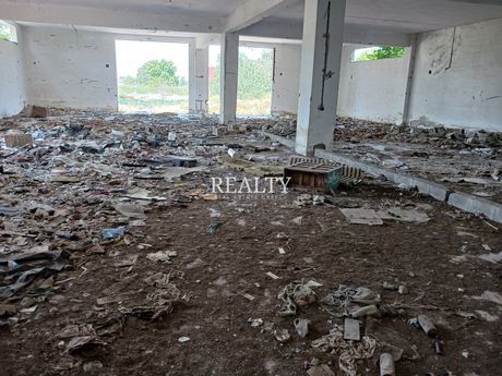 Κτίριο 1.500τ.μ. για πώληση-Εχέδωρος » Καλοχώρι