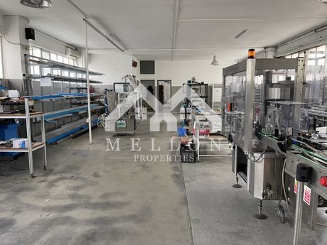 Craft space 300sqm for sale-Metamorfosi » Center