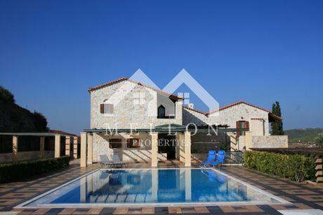 Villa 600sqm for sale-Agios Constantinos