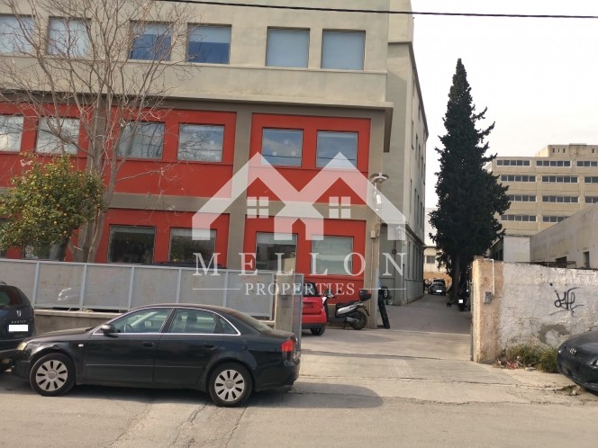 Βιομηχανικός χώρος 900 τ.μ. πρός ενοικίαση, Πειραιάς - Προάστια, Μοσχάτο