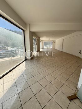 Επιχειρηματικό κτίριο 348τ.μ. για πώληση-Γαλάτσι
